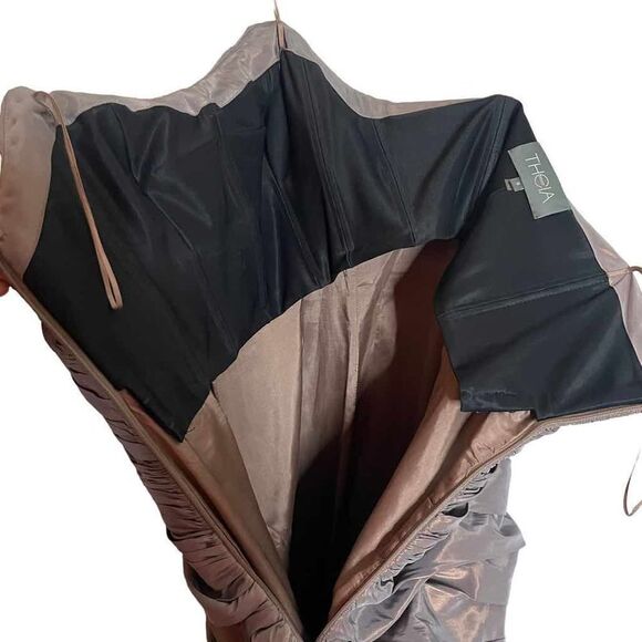 Theia Satin Mermaid Dress Strapless Sweetheart Iridescent Ruched Floor Length Fo - Picture 8 of 11